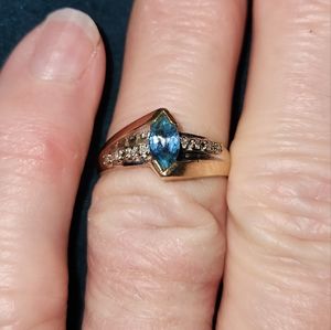 Blue topaz ring